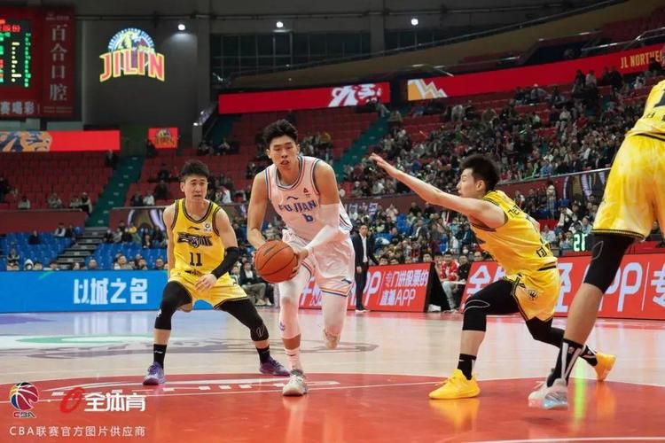 福建男篮最新训练视频：保持勤奋！