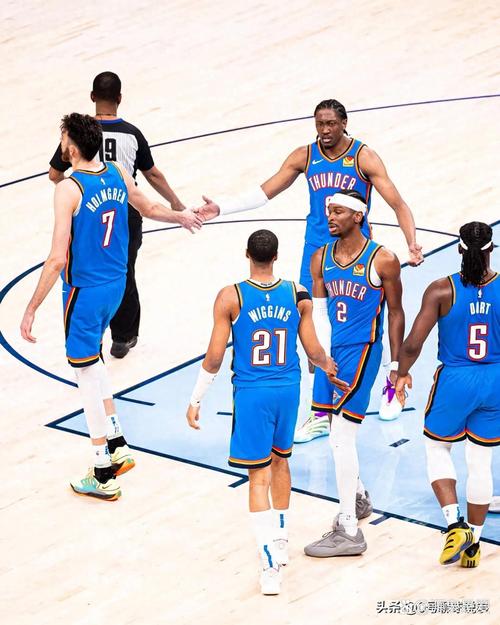 普理查德：雷霆以强硬对抗占据优势 我们要以季后赛对抗进常规赛