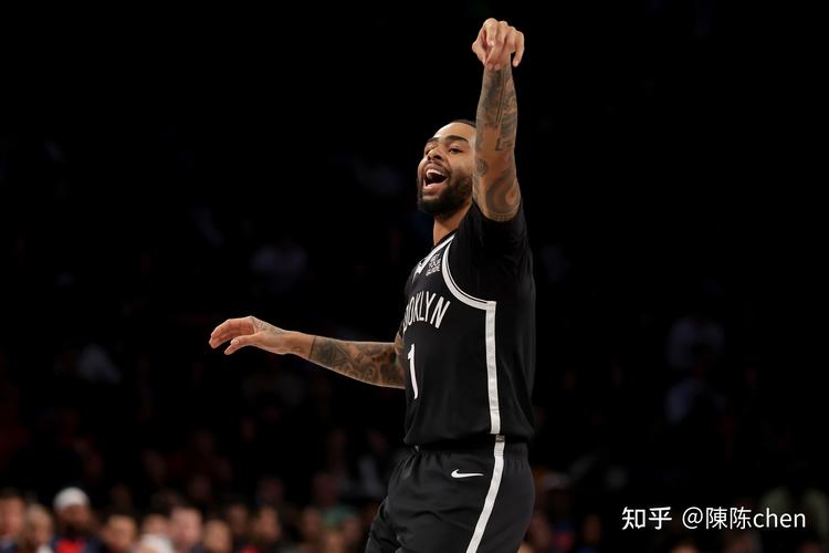 浓眉晒照为生涯第14季预热 队友拉塞尔、欧文和弗拉格均有亮相！