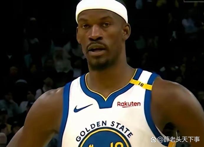 小试牛刀！巴特勒半场4中3轻松拿到9分4板2助