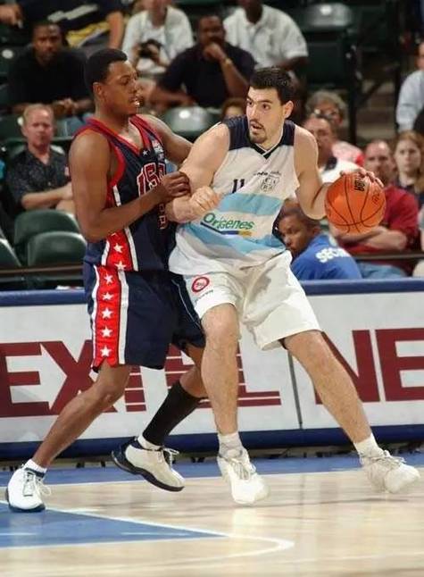 皮尔斯：男女相处时性的作用占了7-9分 7年之痒是在所难免的