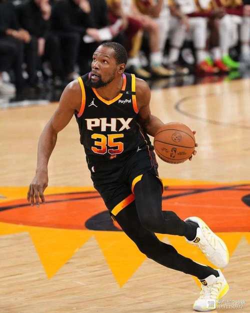 肯扬-马丁：新赛季杜兰特是MVP黑马 火箭是雷霆在西部的唯一威胁