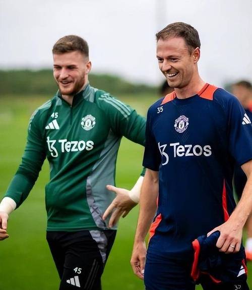 记者:切尔西冬窗有资金但对现有阵容满意 是否签格伊看实际需求