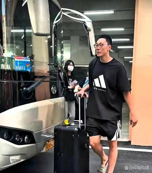 广东全运男篮名单：赵睿胡明轩徐杰在列 崔永熙将出战U22组别比赛