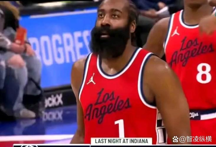 得分组织都不太行！哈登半场5中1&罚球1中0 送出2次助攻有3次失误