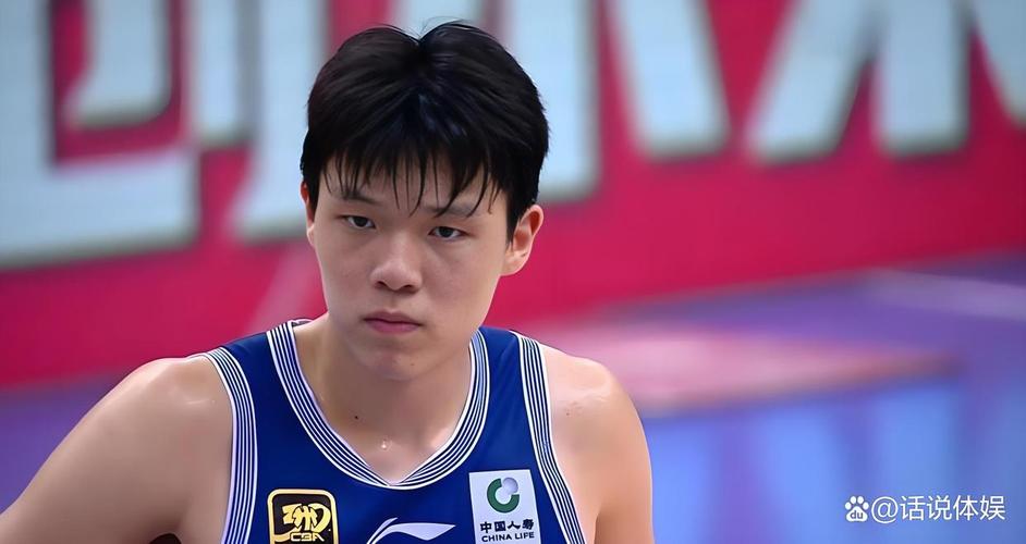 真是喜欢！开拓者晒球员入场照：杨瀚森依然带着粉色小书包