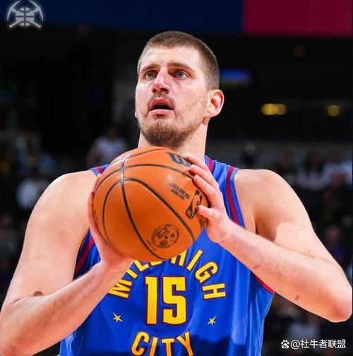 NBA预热掘金揭幕战：约基奇是首位三项数据均位列赛季前3的球员