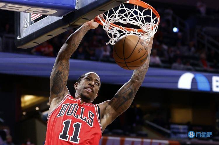 中规中矩！普尔半场18分钟 9中4&三分5中1拿到14分