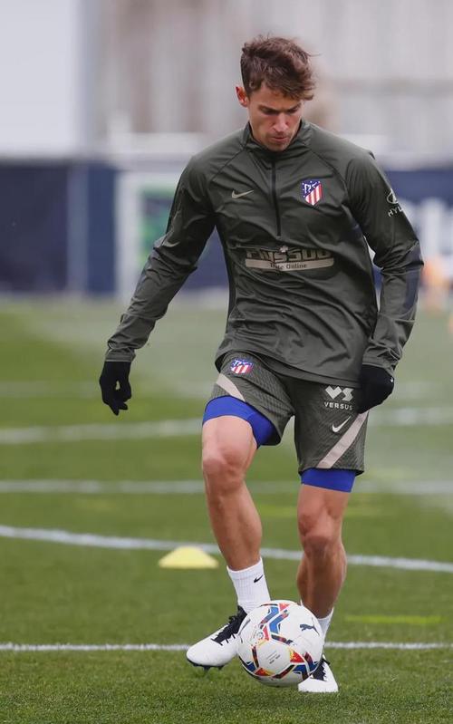 吉莱斯皮：我们新阵容年轻充满活力 要找回赢球习惯建立文化