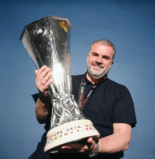 热刺官方：任命丹-卢因顿为俱乐部表现总监，从城市足球集团加盟