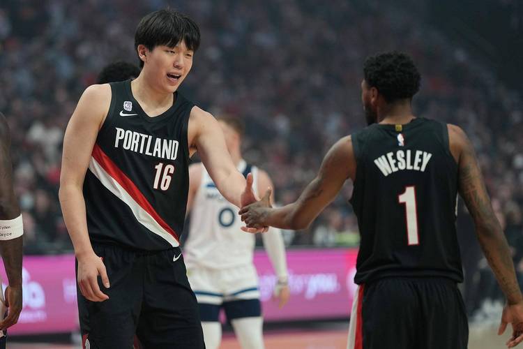 场均5.6分钟！开拓者选了杨瀚森却不培养 16号签真就选个吉祥物？