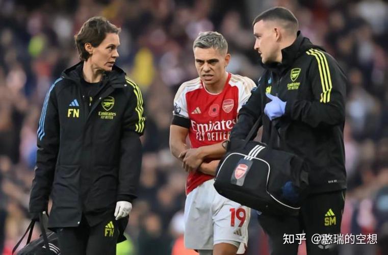 阿森纳英超交手伯恩利18场13胜4平1负，唯一失利在20-21赛季主场