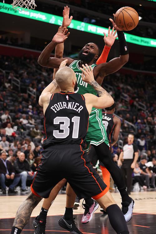 背靠背打火箭！绿军伤病报告：布朗能打 普里查德、怀特出战存疑