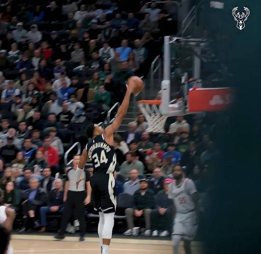 无力回天！字母哥出场32分钟13中8 砍下26分11板8助！