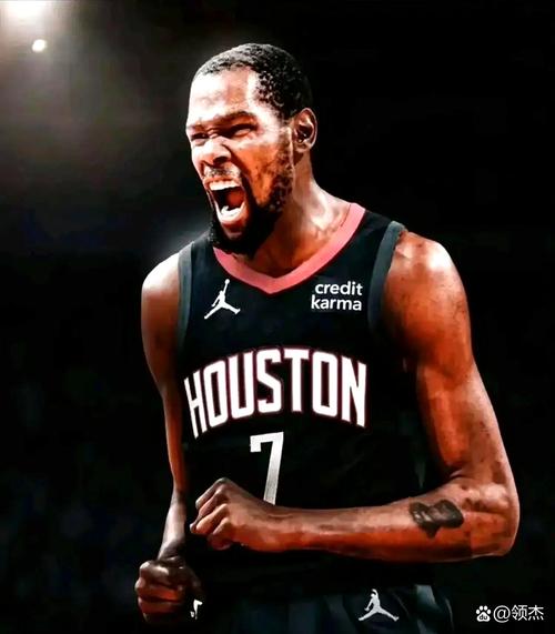 杜兰特：我们需要小贾巴里的表现 每次盖帽都是篮下的高光瞬间