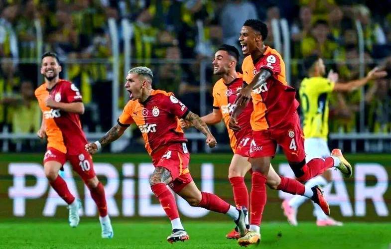 拜仁成功止损！29岁萨内土超11轮仅3球1助，年薪1125万欧全队第2