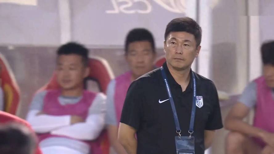 博主:国足主帅锁定国内教练,目前竞争主要在邵佳一和李国旭之间