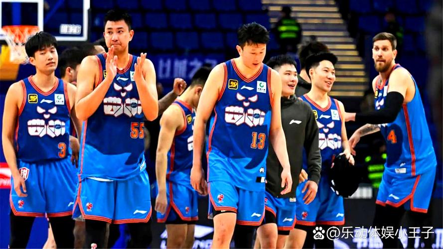 记者:广东阵容太厚了 小组赛可快进了 真正的较量半决赛才会开始