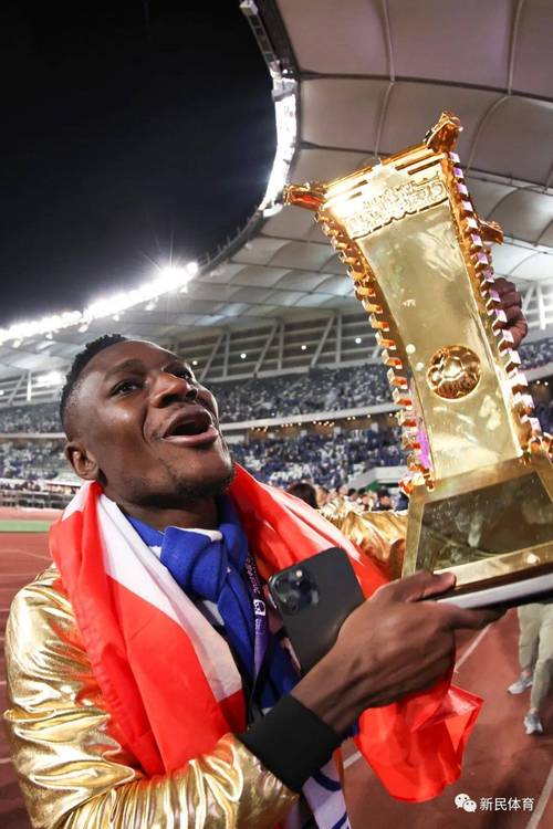 马克莱莱打造合作过的完美球员：亨利速度 菲戈右脚 里贝里技术