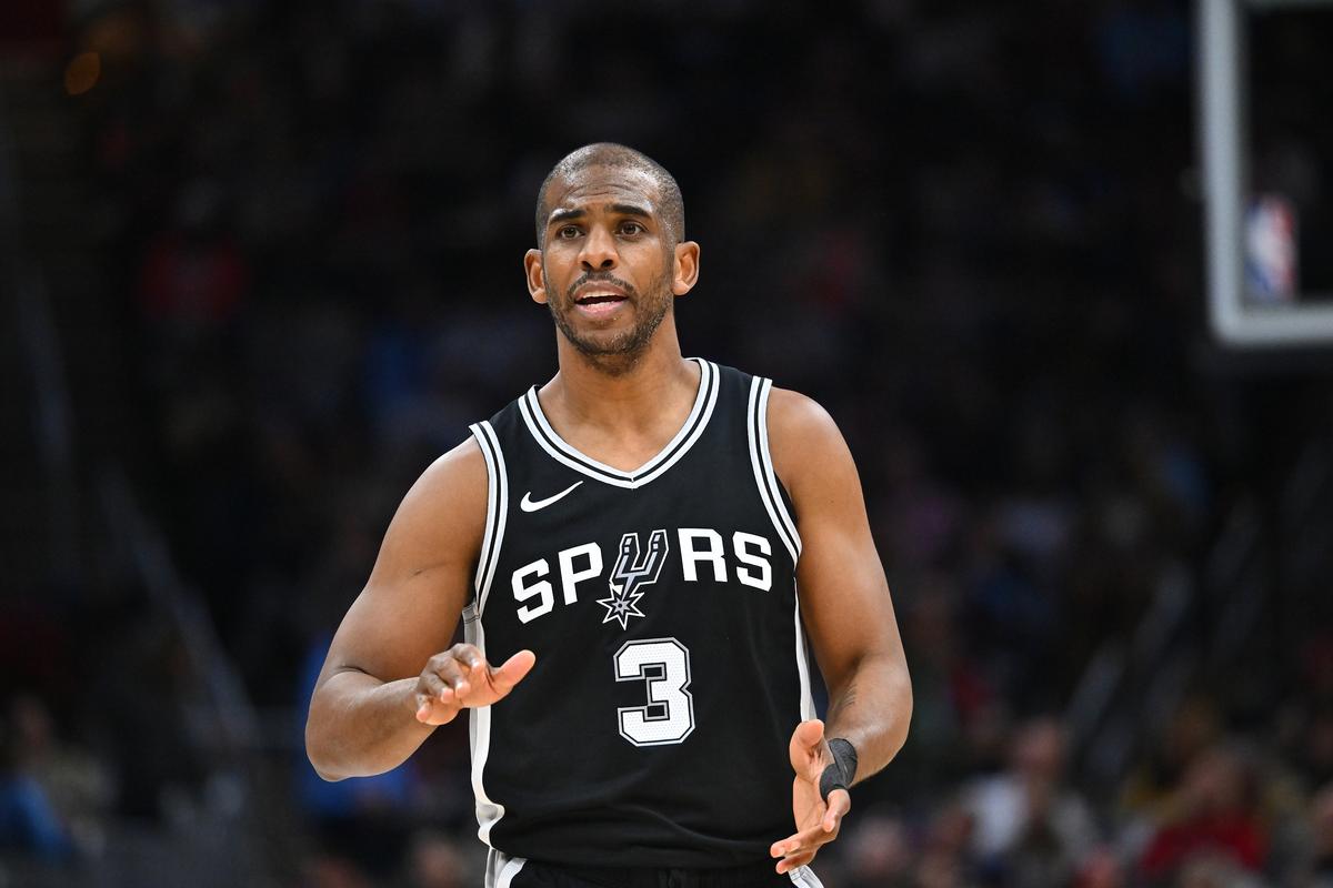 老炮真的老了！保罗出战11分钟 0分3助正负值-24