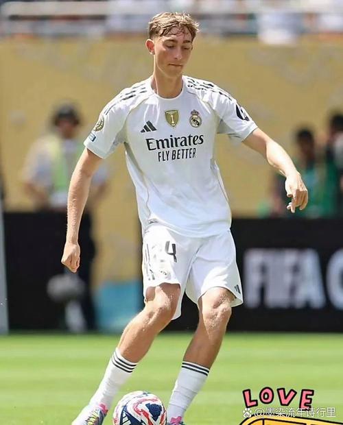 全尤文：尤文和那不勒斯有意引进塞巴略斯，但皇马拒绝在一月出售