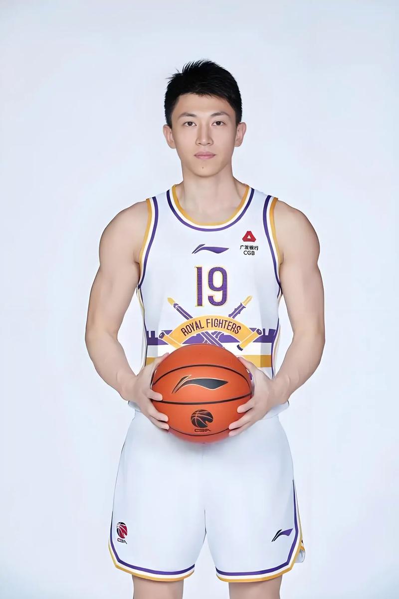 宝刀未老！太能跑了！CBA体测刘晓宇十七折遥遥领先全队！