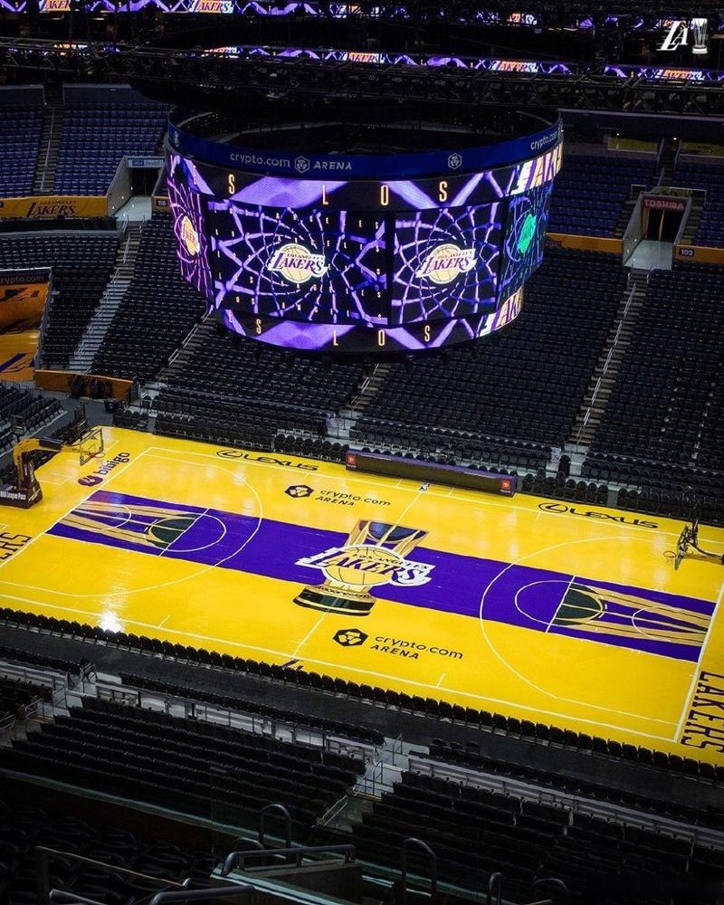 湖记：技术人员判定湖人NBA杯地板需要维修 预计两周后完工