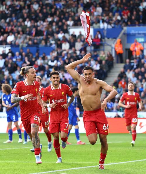 阿斯：阿诺德复出后表现出色，他的视野和传球使姆巴佩等受益匪浅